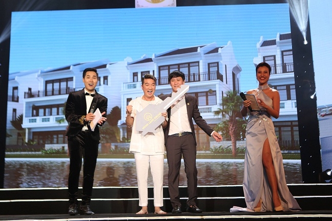 Dàn sao gốc miền Trung hội tụ Dan sao goc mien Trung hoi tu