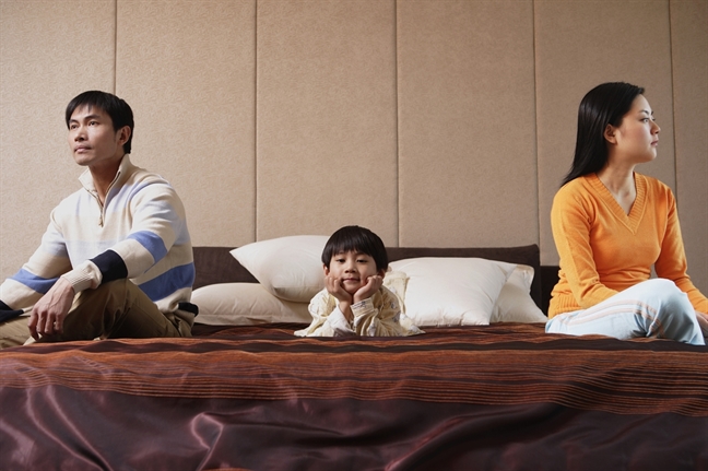 Ly hôn xong yêu cầu cấp dưỡng cho con nhưng bị chồng cũ chối bỏ Ly hon xong yeu cau cap duong cho con nhung bi chong cu choi bo