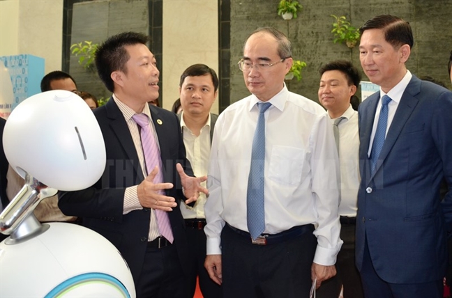 24 đơn vị, cá nhân nhận Giải thưởng Công nghệ thông tin -Truyền thông TP.HCM 24 don vi, ca nhan nhan Giai thuong Cong nghe thong tin -Truyen thong TP.HCM