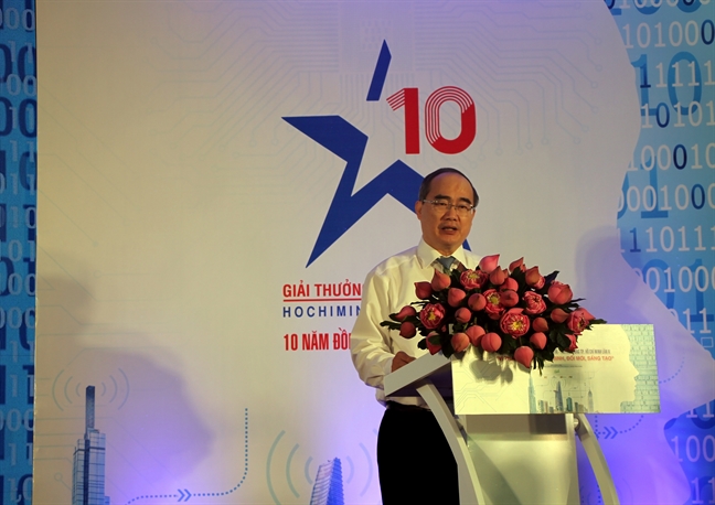 24 đơn vị, cá nhân nhận Giải thưởng Công nghệ thông tin -Truyền thông TP.HCM 24 don vi, ca nhan nhan Giai thuong Cong nghe thong tin -Truyen thong TP.HCM