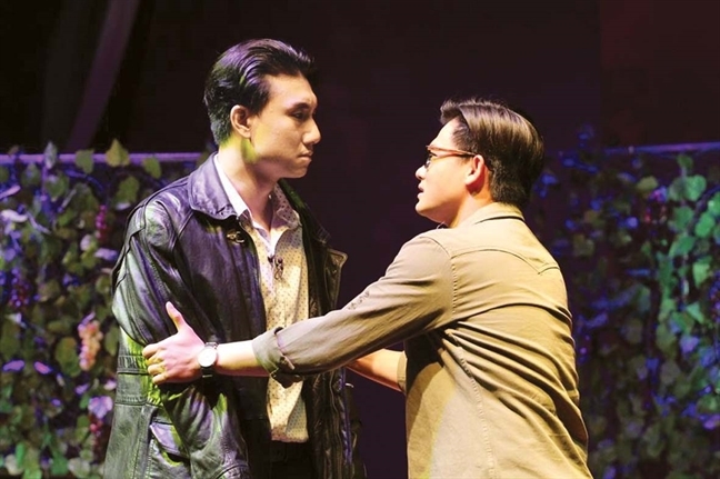 Kịch TP.HCM: Một năm vui ít buồn nhiều Kich TP.HCM: Mot nam vui it buon nhieu