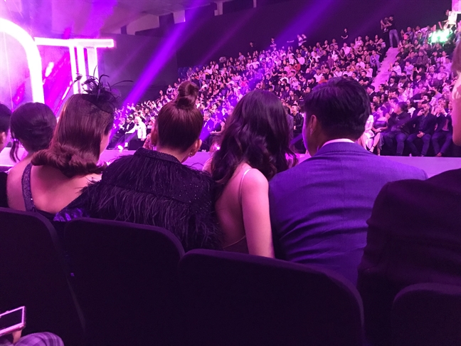 ‘The Face Vietnam 2018’: Hạ màn kém duyên ‘The Face Vietnam 2018’: Ha man kem duyen