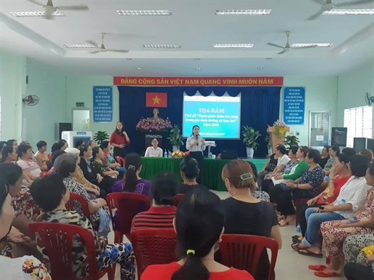 Mỗi cơ sở Hội thực hiện 2-3 nội dung 'An toàn cho phụ nữ và trẻ em' Moi co so Hoi thuc hien 2-3 noi dung 'An toan cho phu nu va tre em'
