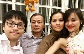Mẹ thần đồng âm nhạc Trần Lê Quang Tiến: Làm bạn của con, bền bỉ và kiên nhẫn Me than dong am nhac Tran Le Quang Tien: Lam ban cua con, ben bi va kien nhan