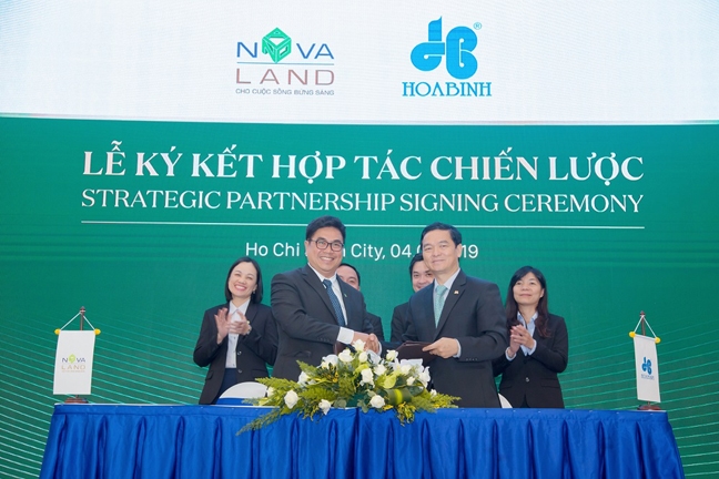 Novaland gặp mặt đối tác chiến lược và chia sẻ kế hoạch phát triển năm 2019 Novaland gap mat doi tac chien luoc va chia se ke hoach phat trien nam 2019