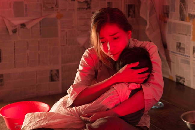 Ca sĩ Thanh Hà khóc nghẹn trong ngày vui 'hai trong một' Ca si Thanh Ha khoc nghen trong ngay vui 'hai trong mot'