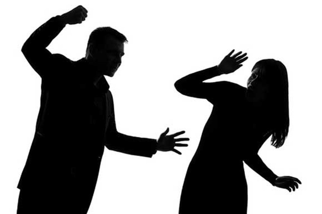 Tôi muốn mẹ ly hôn ba khi mình đi làm xa Toi muon me ly hon ba khi minh di lam xa