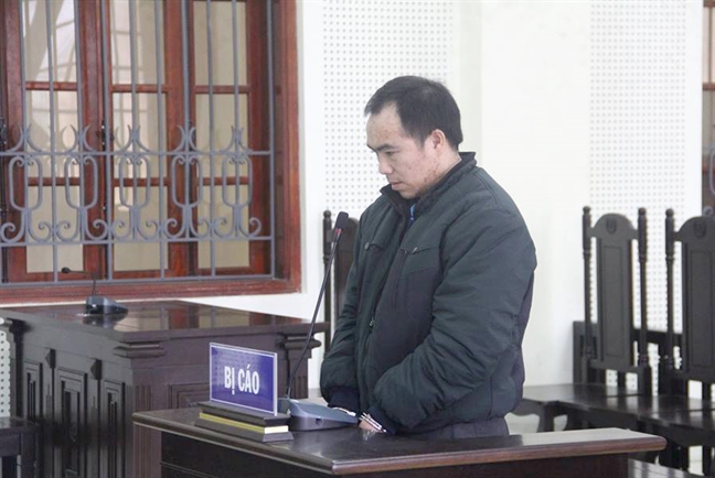 Nước mắt muộn màng của thầy giáo dắt súng đi bán ma túy Nuoc mat muon mang cua thay giao dat sung di ban ma tuy