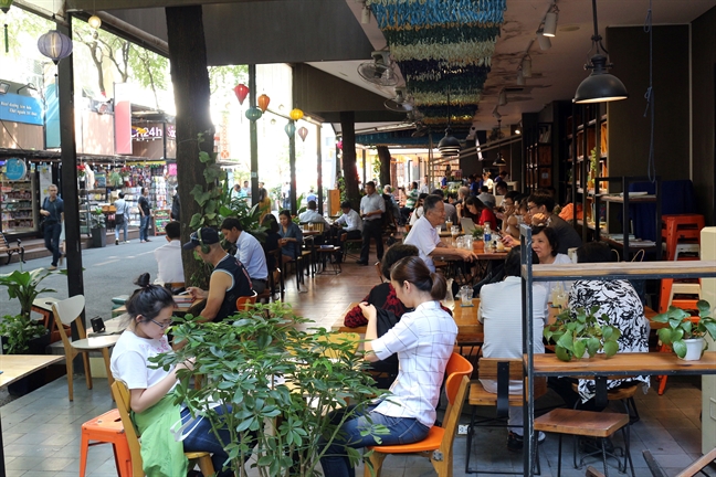 Đường sách TP.HCM: Sẽ là gì nếu không chú trọng văn hoá đọc? Duong sach TP.HCM: Se la gi neu khong chu trong van hoa doc?