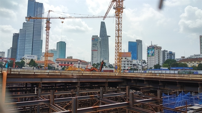UBND TP.HCM yêu cầu kiểm điểm tập thể, cá nhân liên quan dự án metro số 1 UBND TP.HCM yeu cau kiẻm diẻm tạp thẻ, cá nhan lien quan du an metro só 1