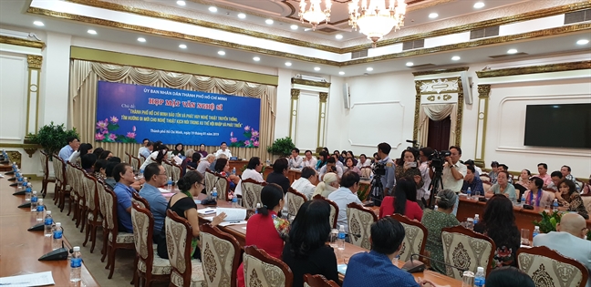 Tháo gỡ khó khăn cho sân khấu truyền thống và kịch nói Thao go kho khan cho san khau truyen thong va kich noi