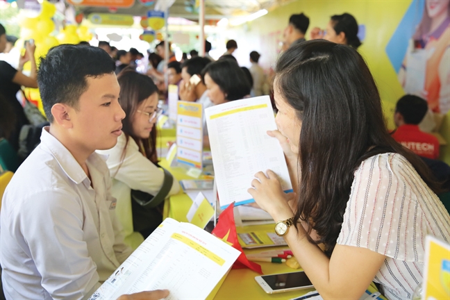 Học phí đại học không thể cứ tăng mãi Hoc phi dai hoc khong the cu tang mai