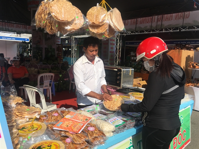 Đặc sản Bến Tre mới, bán 'giá gốc' ra hội chợ Dac san Ben Tre moi, ban 'gia goc' ra hoi cho