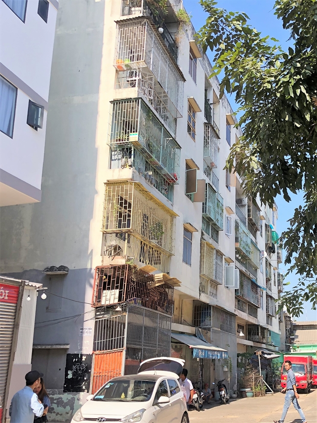 'Chung cư mới xây 20 năm đã lệch, lún là không thể chấp nhận được' 'Chung cu moi xay 20 nam da lech, lun la khong the chap nhan duoc'