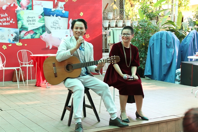 Sách kể chuyện bằng âm nhạc Sach ke chuyen bang am nhac