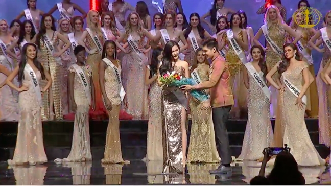 Lê Âu Ngân Anh giành ngôi Á hậu, đại diện Philippines đăng quang 'Hoa hậu Liên lục địa 2018' Le Au Ngan Anh gianh ngoi A hau, dai dien Philippines dang quang 'Hoa hau Lien luc dia 2018'