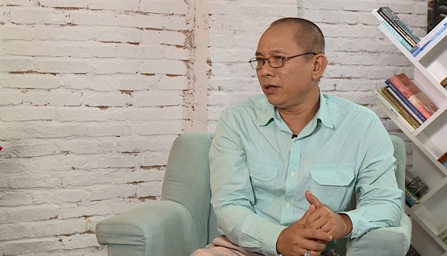 Nghệ sĩ Trung Dân: ‘Văn hoá lì xì vẫn đẹp, chỉ có con người làm nó xấu đi’ Nghe si Trung Dan: ‘Van hoa li xi van dep, chi co con nguoi lam no xau di’