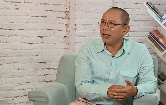 Nghệ sĩ Trung Dân: ‘Văn hoá lì xì vẫn đẹp, chỉ có con người làm nó xấu đi’ Nghe si Trung Dan: ‘Van hoa li xi van dep, chi co con nguoi lam no xau di’