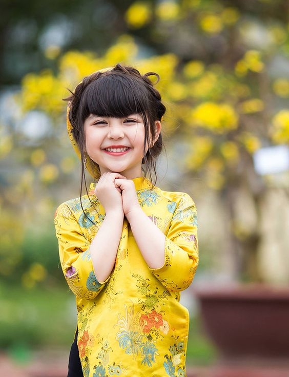 Bí quyết diện áo dài đón tết chuẩn theo dáng người Bi quyet dien ao dai don tet chuan theo dang nguoi