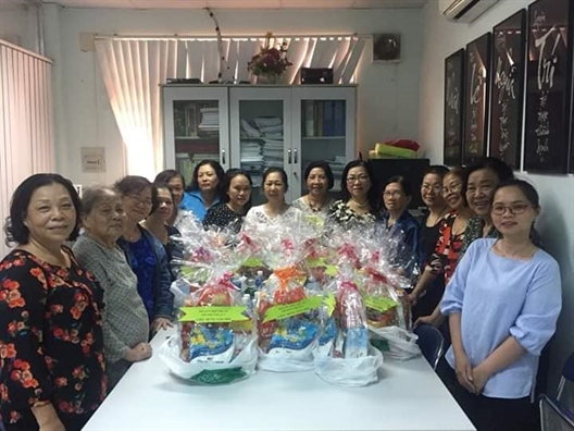 Quận 5: Hơn 1,5 tỷ đồng chăm lo tết Quan 5: Hon 1,5 ty dong cham lo tet