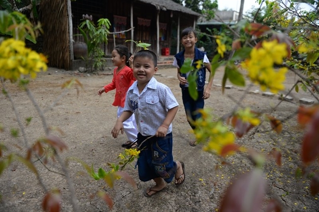 Con không thích về quê ăn Tết Con khong thich ve que an Tet