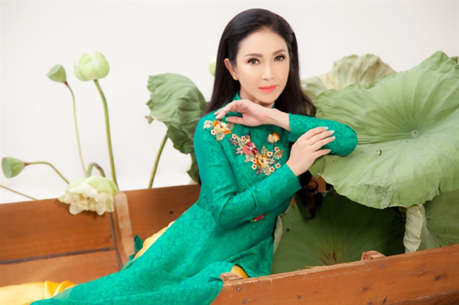 Tết tha hương của nghệ sĩ Việt: Đủ đầy nhưng thiếu hơi ấm quê hương Tet tha huong cua nghe si Viet: Du day nhung thieu hoi am que huong