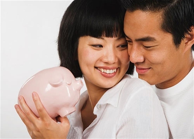 Giấu chồng cho chị ruột mượn tiền, tôi bị 'truất quyền' tay hòm chìa khóa Giau chong cho chi ruot muon tien, toi bi 'truat quyen' tay hom chia khoa