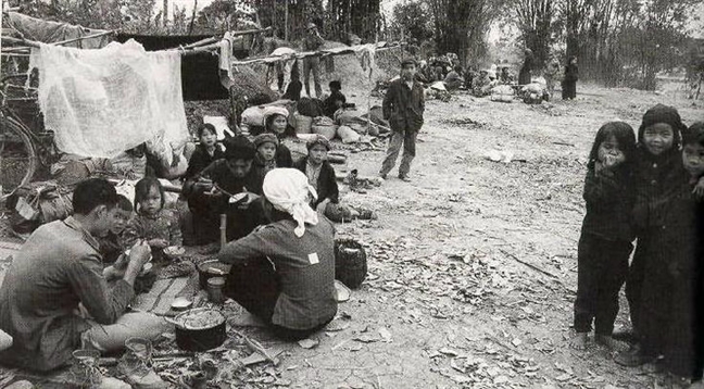 Ký ức về bài thơ viết trong đêm 17/2/1979 Ky uc ve bai tho viet trong dem 17/2/1979