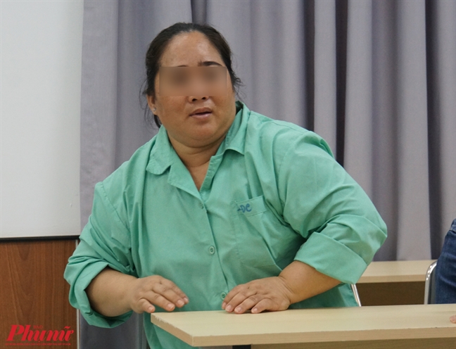 Ăn vịt hấp chao, người phụ nữ bị phù như bong bóng do hóc xương gần một năm An vit hap chao, nguoi phu nu bi phu nhu bong bong do hoc xuong gan mot nam