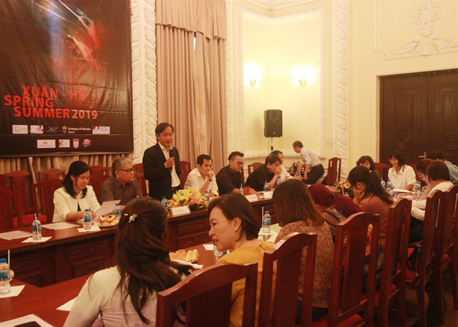 Dàn nhạc TP.HCM tham gia 'Sự cộng hưởng của châu Á' Dan nhac TP.HCM tham gia 'Su cong huong cua chau A'