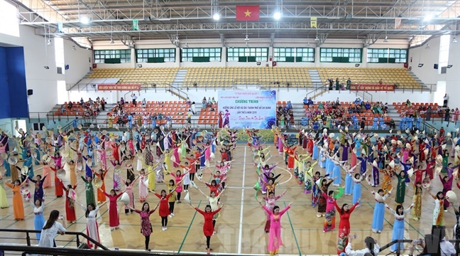 Duyên dáng áo dài quận 7 Duyen dang ao dai quan 7