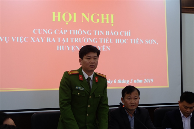 Họp báo vụ thầy giáo bị tố dâm ô học sinh: Chưa đủ căn cứ kết luận hành vi dâm ô Hop bao vu thay giao bi to dam o hoc sinh: Chua du can cu ket luan hanh vi dam o