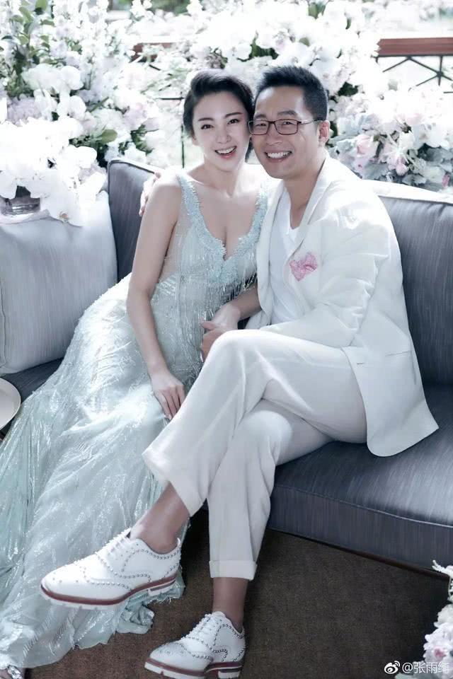 Sao Hoa ngữ 'chia' trách nhiệm chăm con thế nào sau ly hôn? Sao Hoa ngu 'chia' trach nhiem cham con the nao sau ly hon?