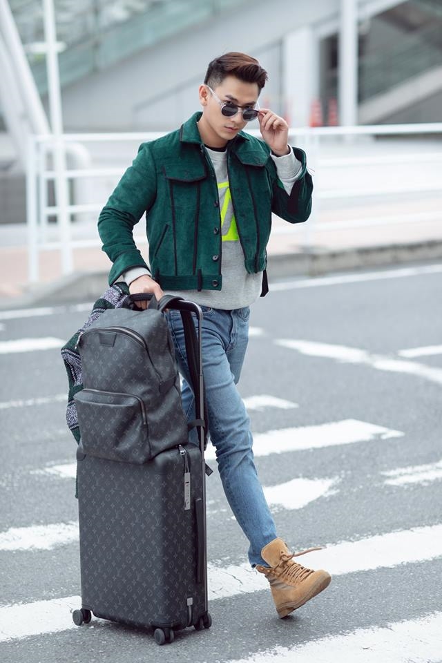 Isaac: Hành trình từ một ca sĩ đơn thuần đến icon thời trang Isaac: Hanh trinh tu mot ca si don thuan den icon thoi trang