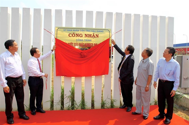 Tân Hiệp Phát khánh thành nhà máy ở đồng bằng sông Cửu Long với vốn đầu tư 4.000 tỷ đồng Tan Hiep Phat khanh thanh nha may o dong bang song Cuu Long voi von dau tu 4.000 ty dong