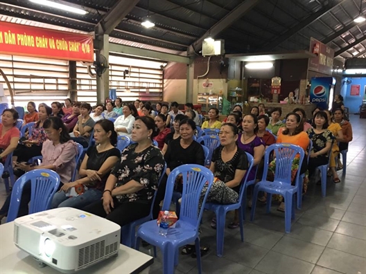 Quận 5: Trang bị kỹ năng bán hàng cho nữ thương nhân Quan 5: Trang bi ky nang ban hang cho nu thuong nhan