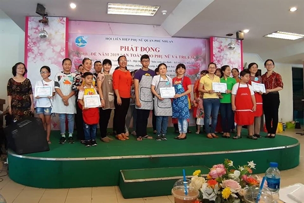 Quận Phú Nhuận: Nhiều nam giới tham gia ngày hội tôn vinh gia đình Quan Phu Nhuan: Nhieu nam gioi tham gia ngay hoi ton vinh gia dinh