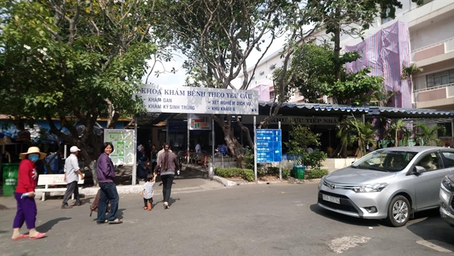 Ồ ạt xét nghiệm sán dải heo: Dân không bình tĩnh hay bác sĩ ‘thích’ xét nghiệm? O at xet nghiem san dai heo: Dan khong binh tinh hay bac si ‘thich’ xet nghiem?