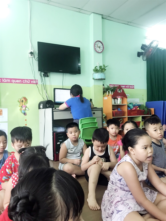 Trường mầm non 12 (Q.3, TP.HCM): Giáo viên bạo lực trước mặt học sinh Truong mam non 12 (Q.3, TP.HCM): Giao vien bao luc truoc mat hoc sinh