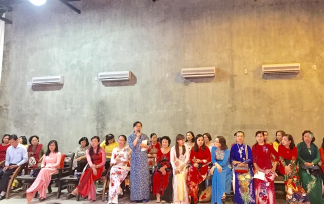 Quận 2: Bàn giải pháp tuyên truyền phòng, chống xâm hại, bạo hành phụ nữ, trẻ em Quan 2: Ban giai phap tuyen truyen phong, chong xam hai, bao hanh phu nu, tre em
