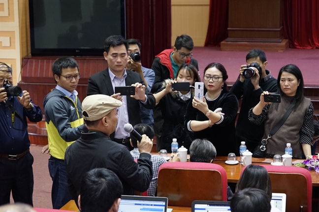 Thu tiền tỷ 'cúng vong', bị phạt 5 triệu đồng vì vi phạm nếp sống văn hóa Thu tien ty 'cung vong', bi phat 5 trieu dong vi vi pham nep song van hoa