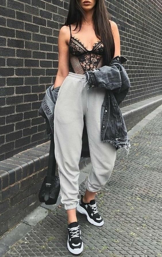 Diện bralette quyến rũ trong ngày hè oi bức Dien bralette quyen ru trong ngay he oi buc