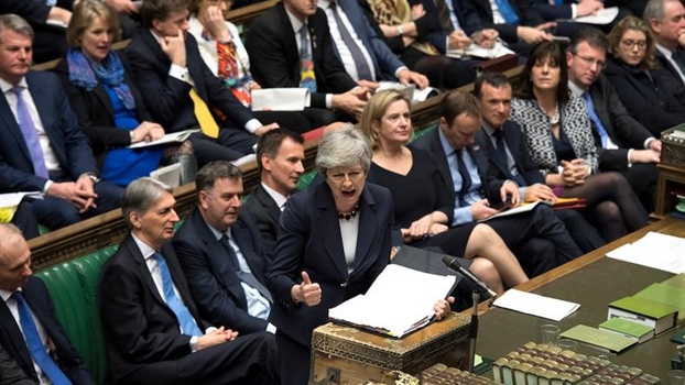 Thủ tướng Anh tuyên bố từ chức sau Brexit, Hạ viện bác bỏ 8 phương án thay thế Thu tuong Anh tuyen bo tu chuc sau Brexit, Ha vien bac bo 8 phuong an thay the