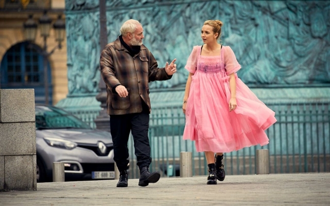 ‘Killing Eve’ phần 2: Khi sự man rợ được khoét sâu ‘Killing Eve’ phan 2: Khi su man ro duoc khoet sau