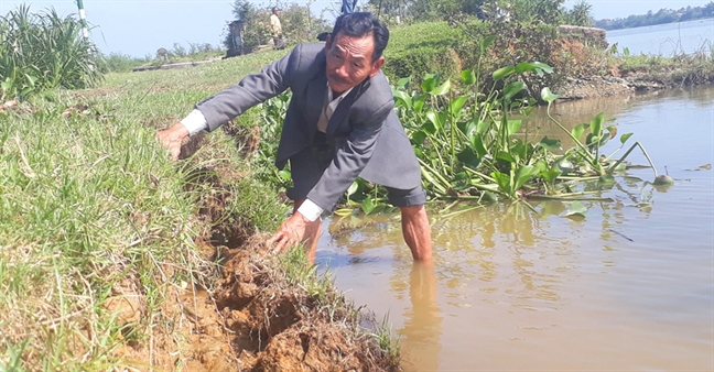 Dân đổ máu vì 'cát tặc' hoành hành Dan do mau vi 'cat tac' hoanh hanh