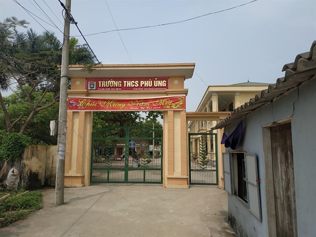 Đề nghị cách chức Ban giám hiệu trường để học sinh lớp 9 bị bạn đánh hội đồng De nghi cach chuc Ban giam hieu truong de hoc sinh lop 9 bi ban danh hoi dong