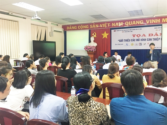 Ngày thế giới nhận thức về chứng tự kỷ 2/4: Để tươi nở, bông hoa cần... nhiều cánh Ngay the gioi nhan thuc ve chung tu ky 2/4: De tuoi no, bong hoa can... nhieu canh