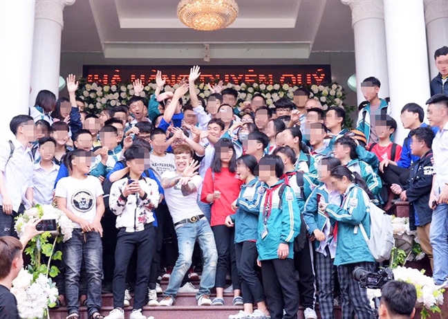 'Giang hồ trên mạng là mầm mống của tội phạm ngoài xã hội' 'Giang ho tren mang la mam mong cua toi pham ngoai xa hoi'