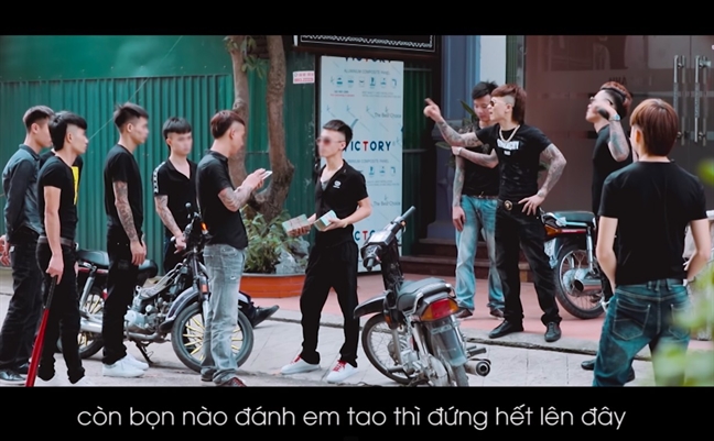 Xoá kênh YouTube của Khá Bảnh: Sao phải chờ đến khi đối tượng bị bắt? Xoa kenh YouTube cua Kha Banh: Sao phai cho den khi doi tuong bi bat?