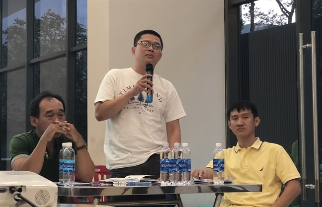 Công ty bất động sản Phát Đạt rao bán chỗ đậu xe ô tô để ép cư dân đóng phí cao? Cong ty bat dong san Phat Dat rao ban cho dau xe o to de ep cu dan dong phi cao?